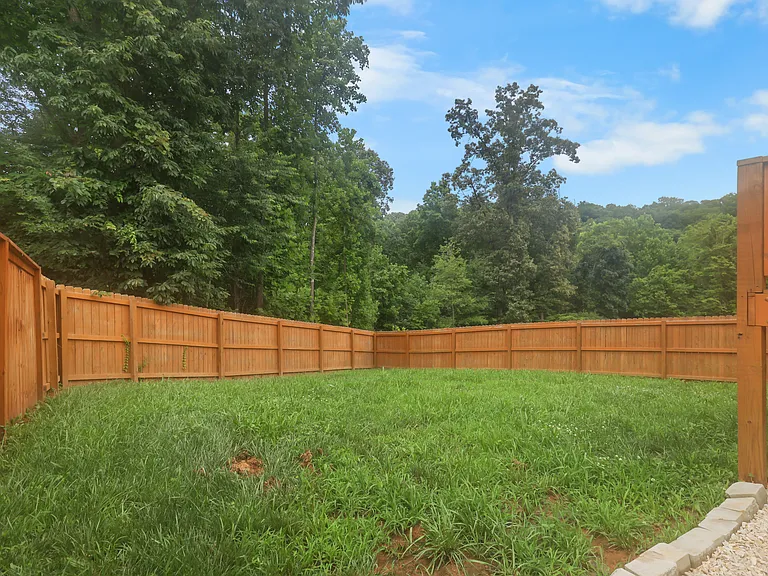 422 Mattingly Dr — Photo 31