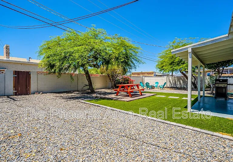 1102 N 72nd Pl — Photo 31