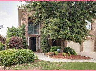 8620 Glenburne Dr, Fort Worth, TX 76131