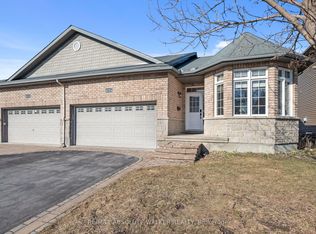 1024 Marconi Ave, Ottawa, ON K2W0C8