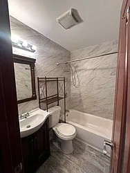 Rented by R New York