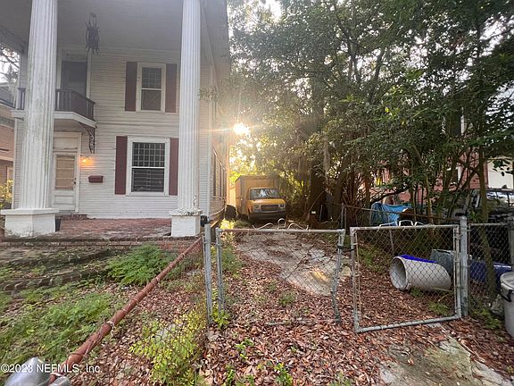 2nd image of 2515 HUBBARD Street