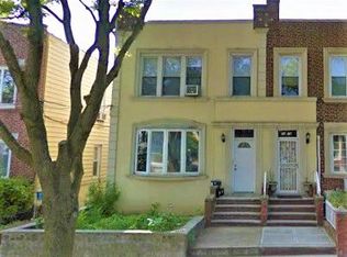 2077 45th St, Astoria, NY 11105