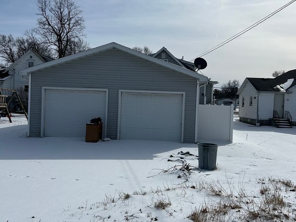 1210 Jefferson St, Mendota, IL 61342