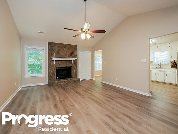 4th image of 350 Rosehill Dr
