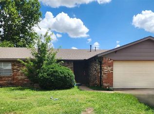 7912 NW Echo Rd, Lawton, OK 73505