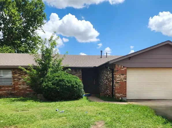 7912 NW Echo Rd, Lawton, OK 73505