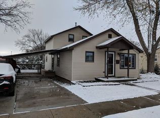 203 E High St, Morris, IL 60450