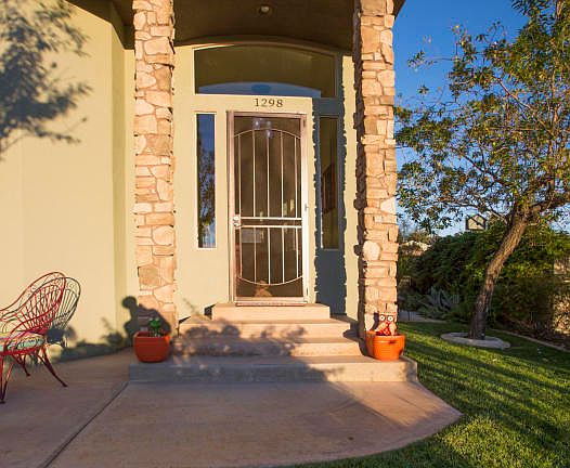 4th image of 1298 Heights Dr