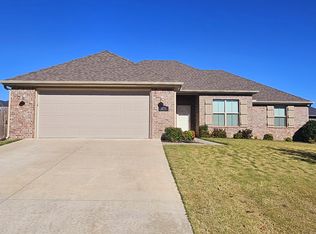 478 Concho St, Farmington, AR 72730