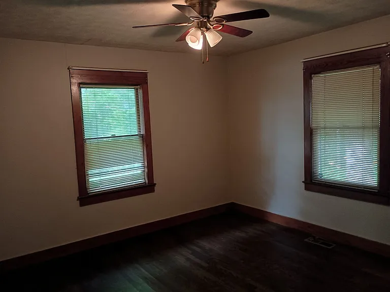 1799 Powder Springs Rd SW — Photo 9