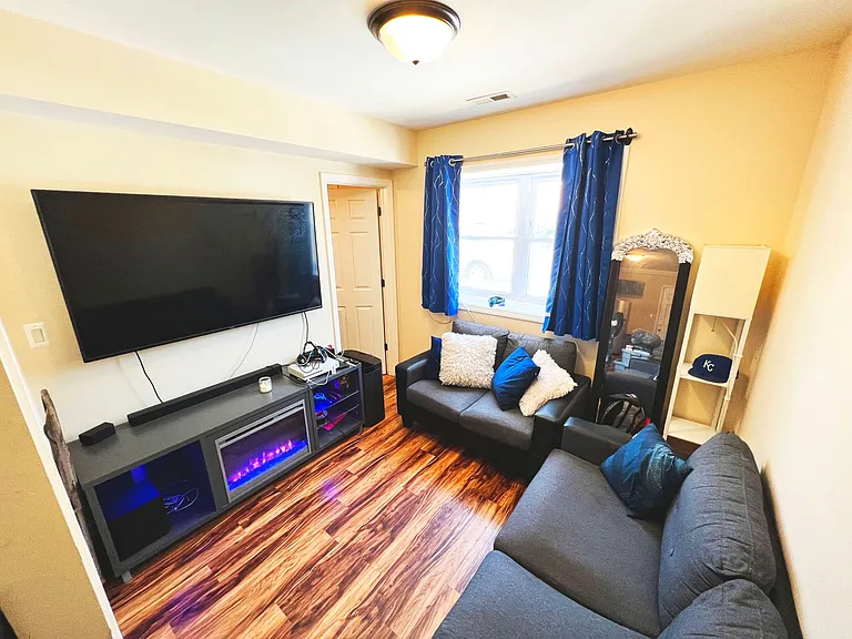 3534 S Parnell — Photo 6
