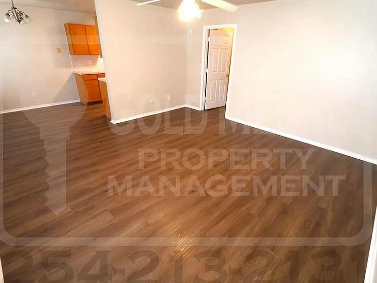 3308 Cantabrian Dr — Photo 4