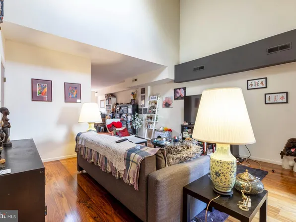540 N 4th St, Philadelphia, PA