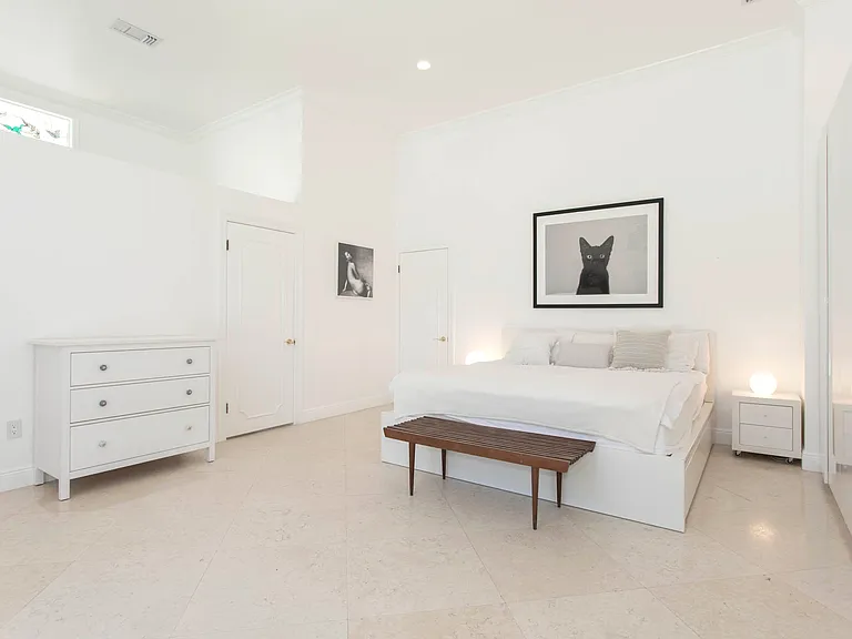7924 SW 50th Ct — Photo 13