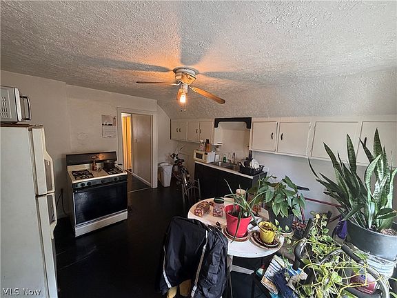 2nd image of 11116 Lardet Ave