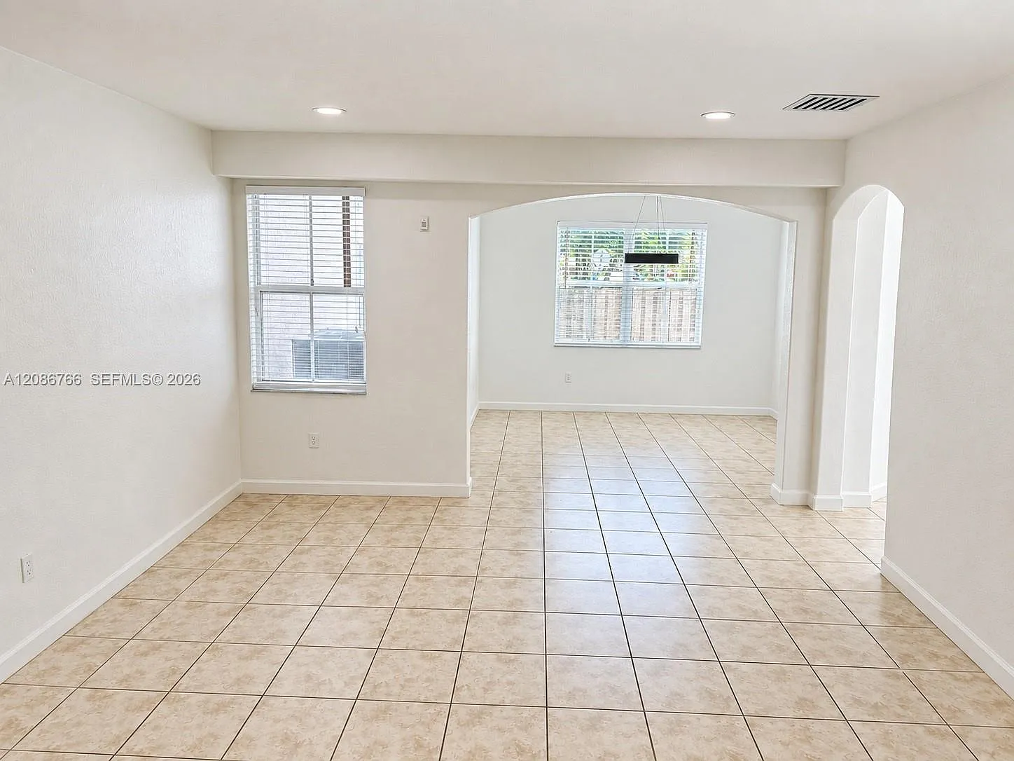 11034 NW 86th Ter — Photo 3