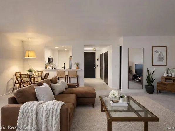1300 E Lafayette St Unit 1008, Detroit, MI 48207