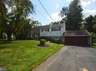 796 Temperance Ln, Ivyland, PA 18974