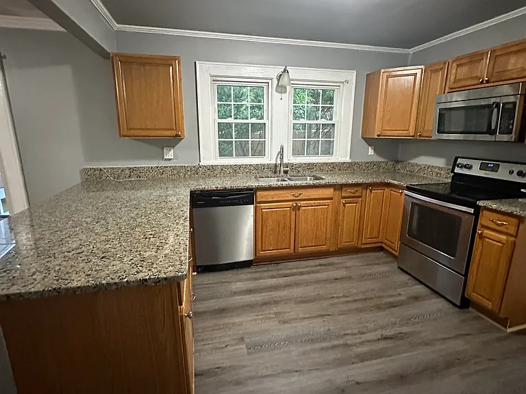 2803 S Cannon Blvd — Photo 25