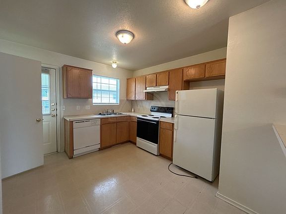 4th image of 4507 Jeff Scott Dr APT D