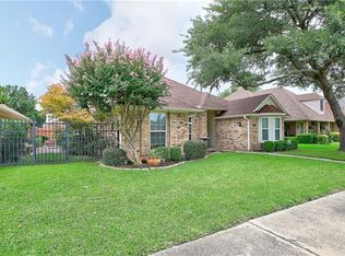 2806 Hickory Bend Dr, Garland, TX 75044