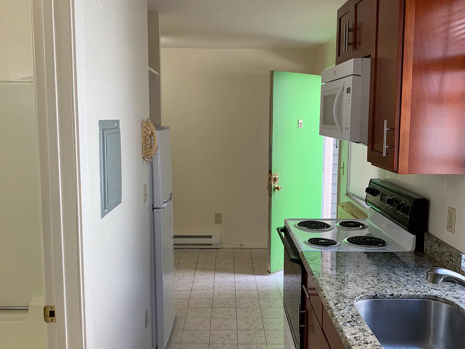 Pinetree Apartments LLC - 102 — Photo 3