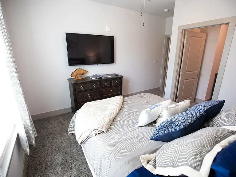 Berkmar Landing Apartments — Photo 10