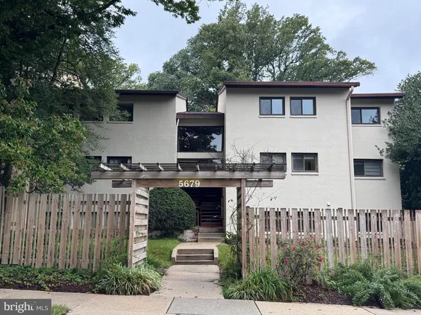 5679 Harpers Farm Rd Unit D, Columbia, MD 21044