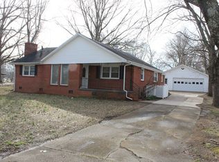 1609 Lone Oak Rd, Paris, TN 38242