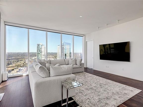 3rd image of 301 West Ave APT 3007