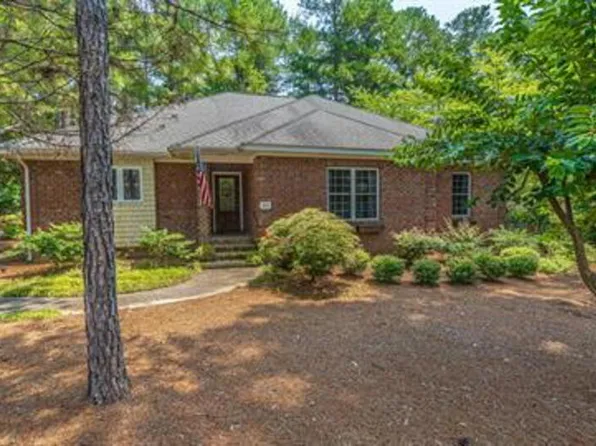 150 Lost Tree Rd, Pinehurst, NC 28374