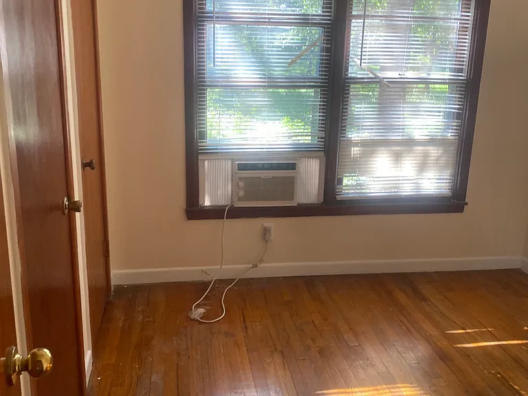 5521 Eisenhower Dr — Photo 10