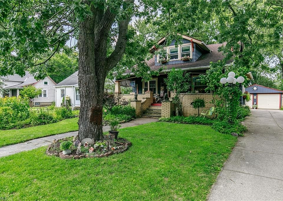 1st image of 204 Kempton Dr