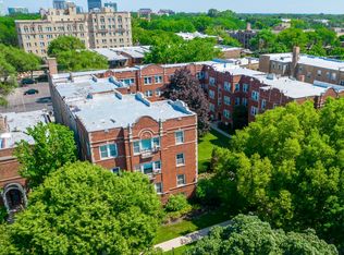 919 Washington St APT 3N, Evanston, IL 60202