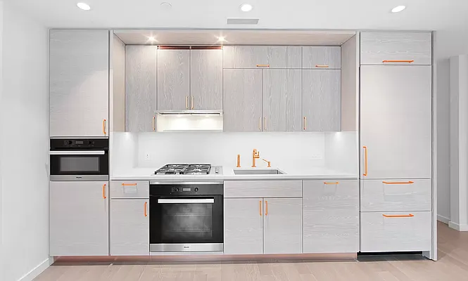 Rented by CPRE NY LLC | media 16