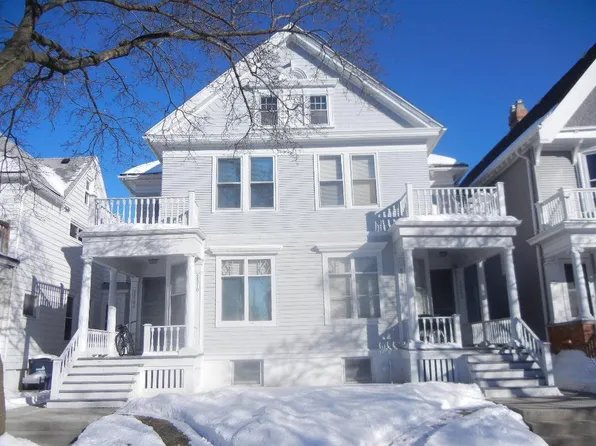2570 N Cramer St, Milwaukee, WI 53211