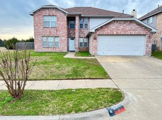 6701 Lake Jackson Dr, Arlington, TX 76002