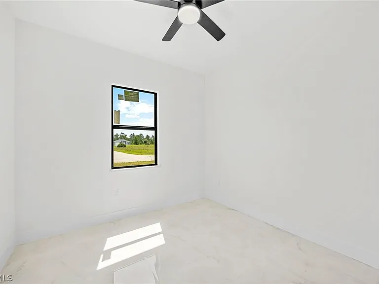 760 Festival Ave S — Photo 12