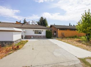 920 Riverside Rd, Hollister, CA 95023