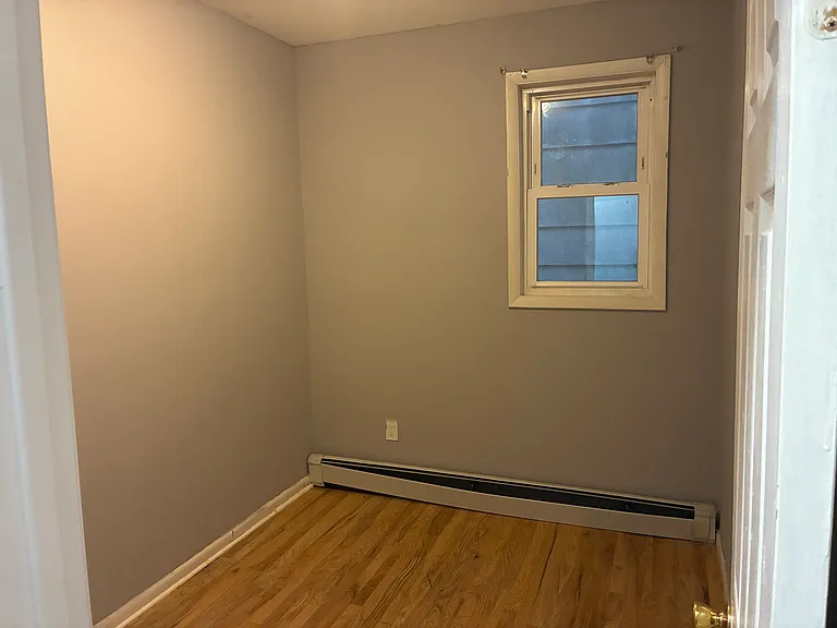 127 Spring St #1 — Photo 2