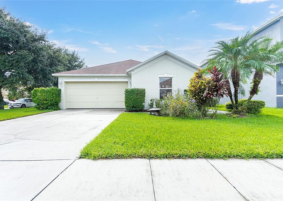 1st image of 32144 Northridge Dr