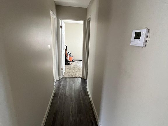 4th image of 212 Kenwood Ave