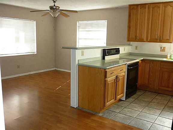5th image of 5219 18th Ave N