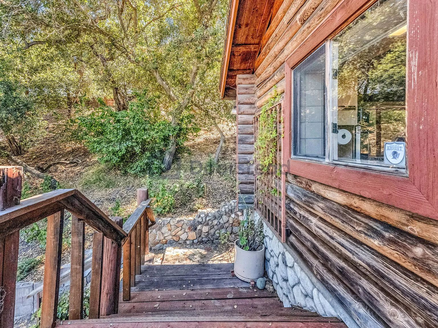 3 bed, 2.5 bath, 2632 sqft, $3,500 — Photo 3