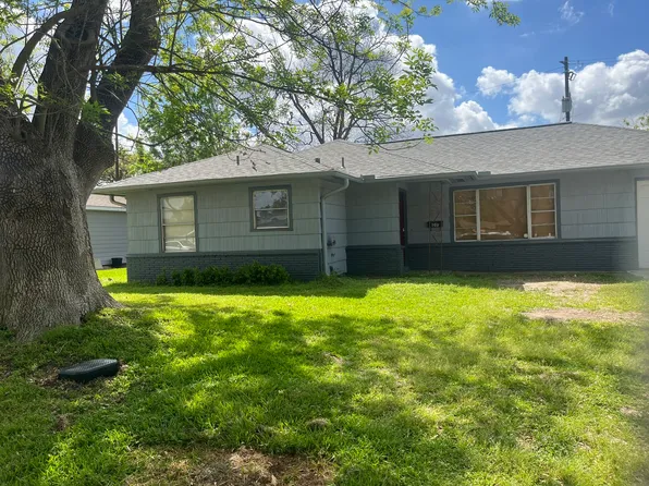 703 Canary Cir, Pasadena, TX 77502