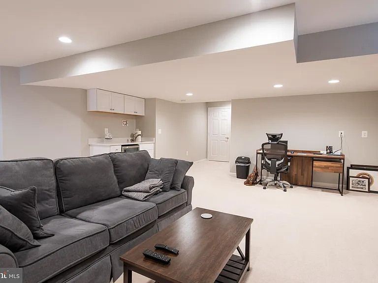 344 Pear Blossom Rd — Photo 24