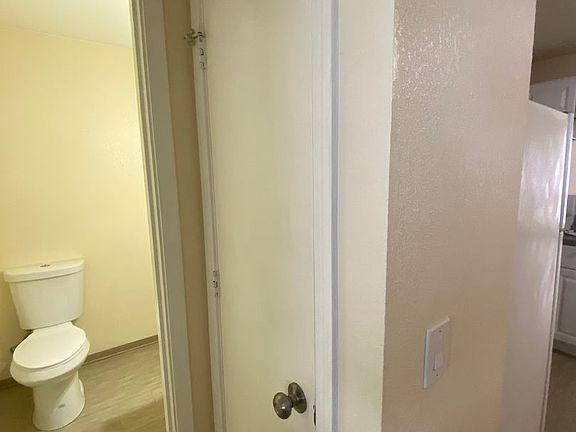 4th image of 1516 N Brook Ct APT 3