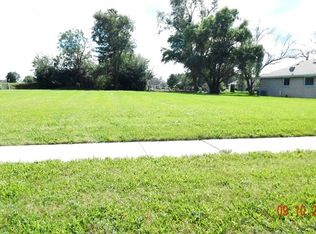 262 Miller St, Beecher, IL 60401