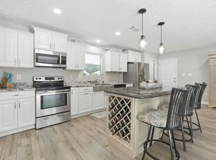 1401 Hickory St, Niceville, FL 32578